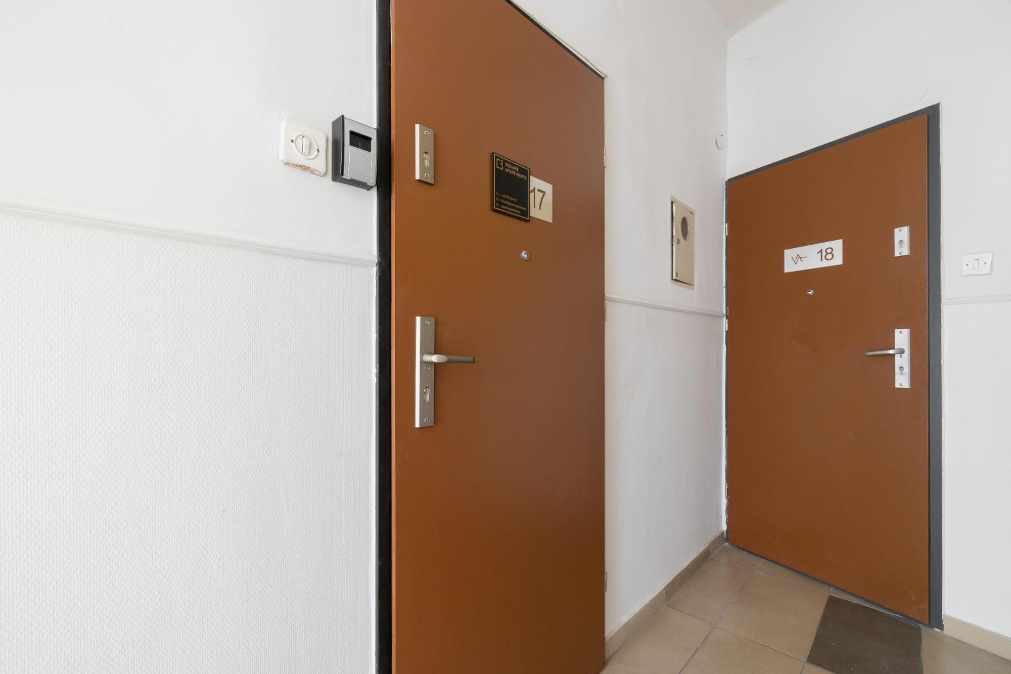 1-Bedroom Apartment - Dluga 65 Street Cracóvia Exterior foto