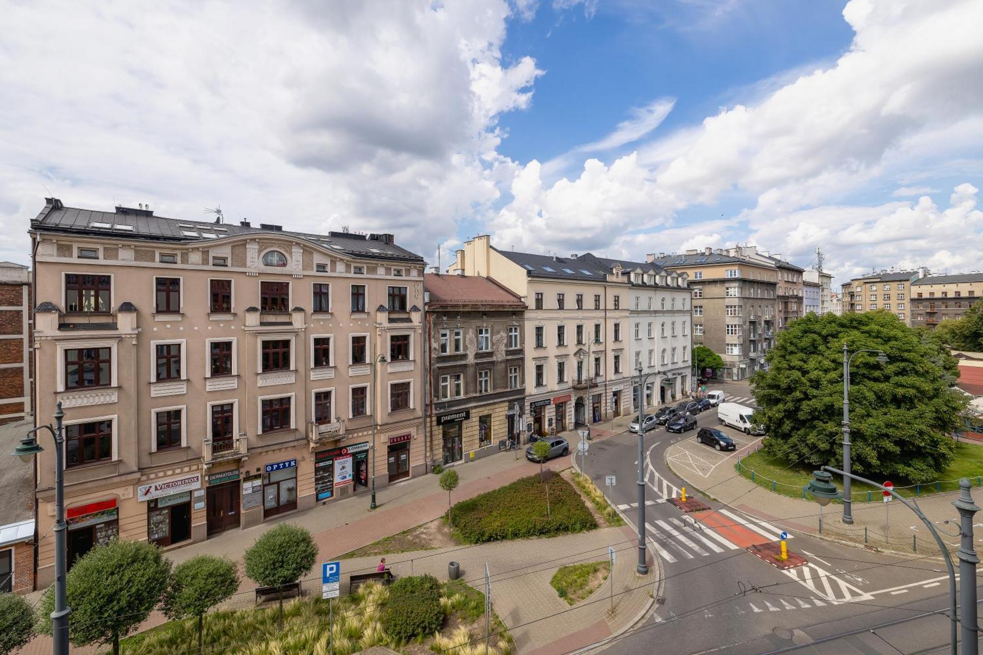 1-Bedroom Apartment - Dluga 65 Street Cracóvia Exterior foto